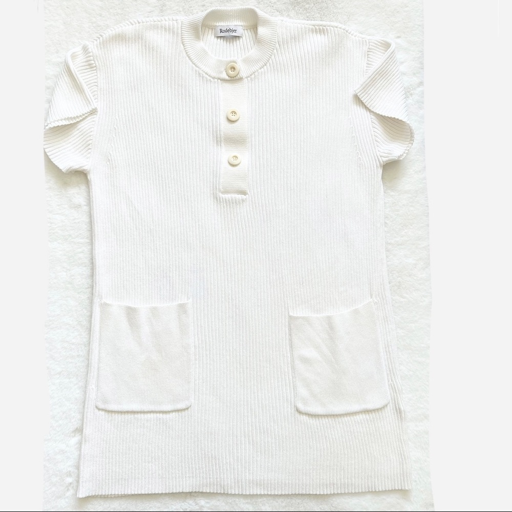 RODEBJER White Ribbed Crew Neck Dress w/ Front Patch Pockets Size Small